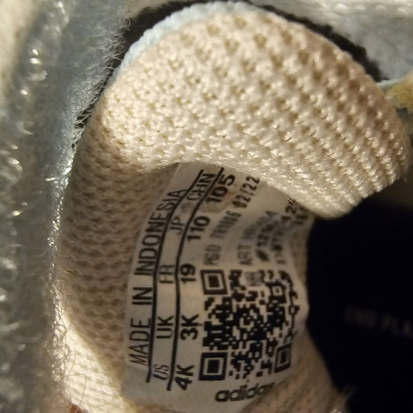 Adidas sneakers 4k, baby size - Picture 7 of 7